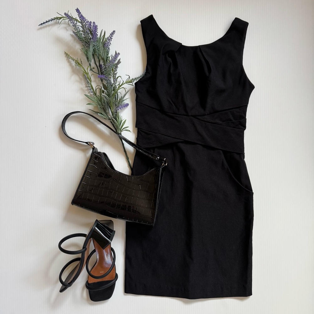 Teeze Me Black Sheath Mini Dress Scoop Neck Sleeveless